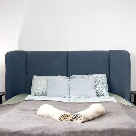 Apartment Brandnewtranquil With Free Parking *
